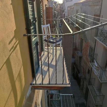 Molo 78 Vacanze Apartment Cefalu